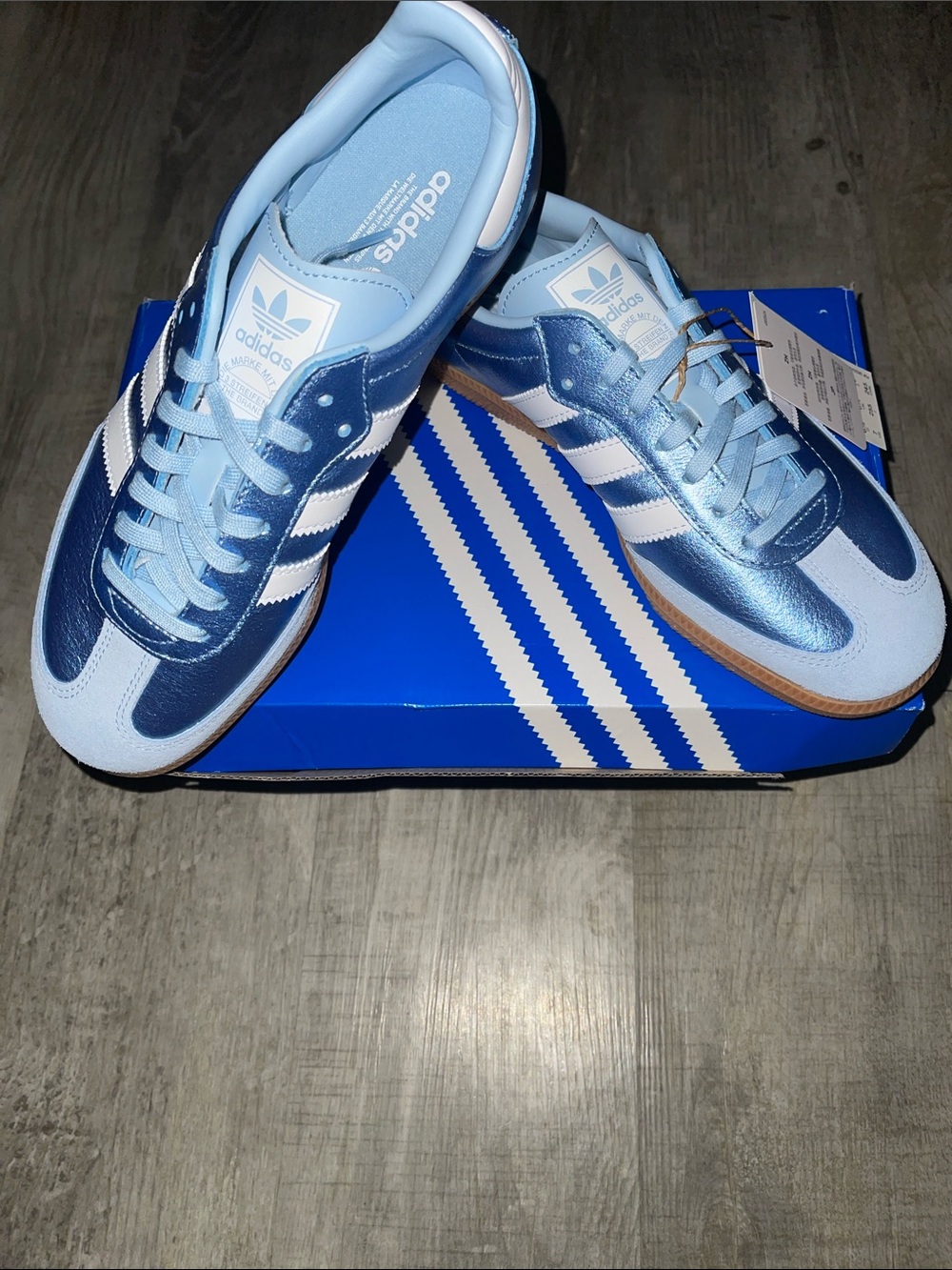 Adidas NWT NEW Samba OG J Metallic Light Blue & White Womens Sneakers size 7 - Picture 1 of 16